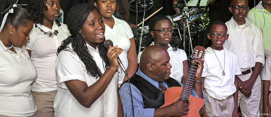 R4LC singers at Gordie's Gift documentary taping